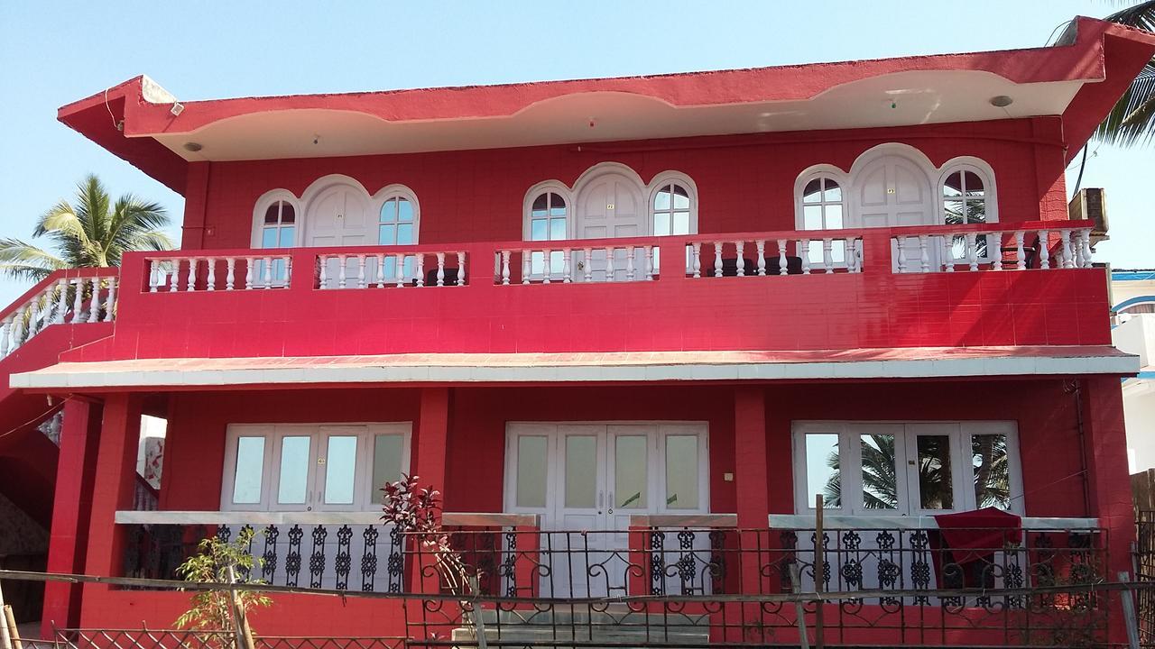 Oceans 7 Inn Calangute Esterno foto