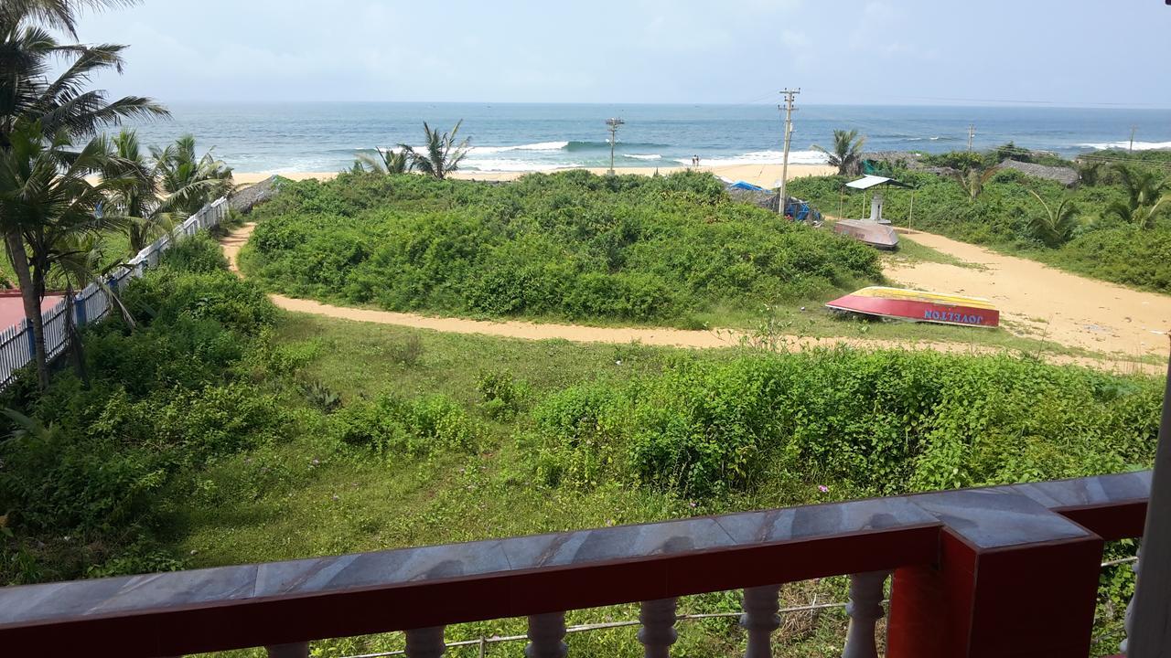 Oceans 7 Inn Calangute Esterno foto